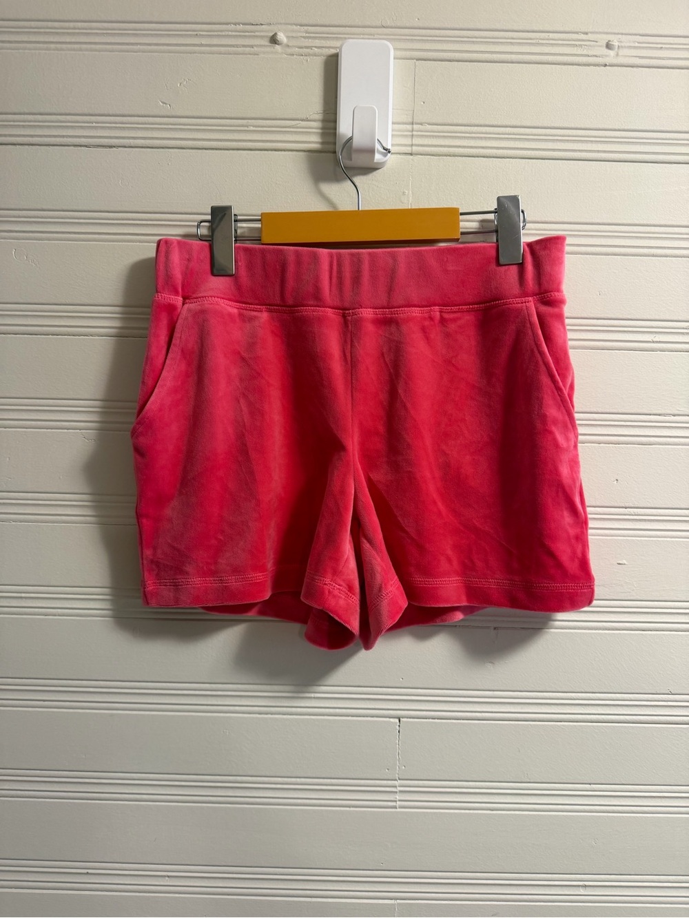Juicy Couture Pink Velour Rhinestone Logo Shorts Y2K Size S